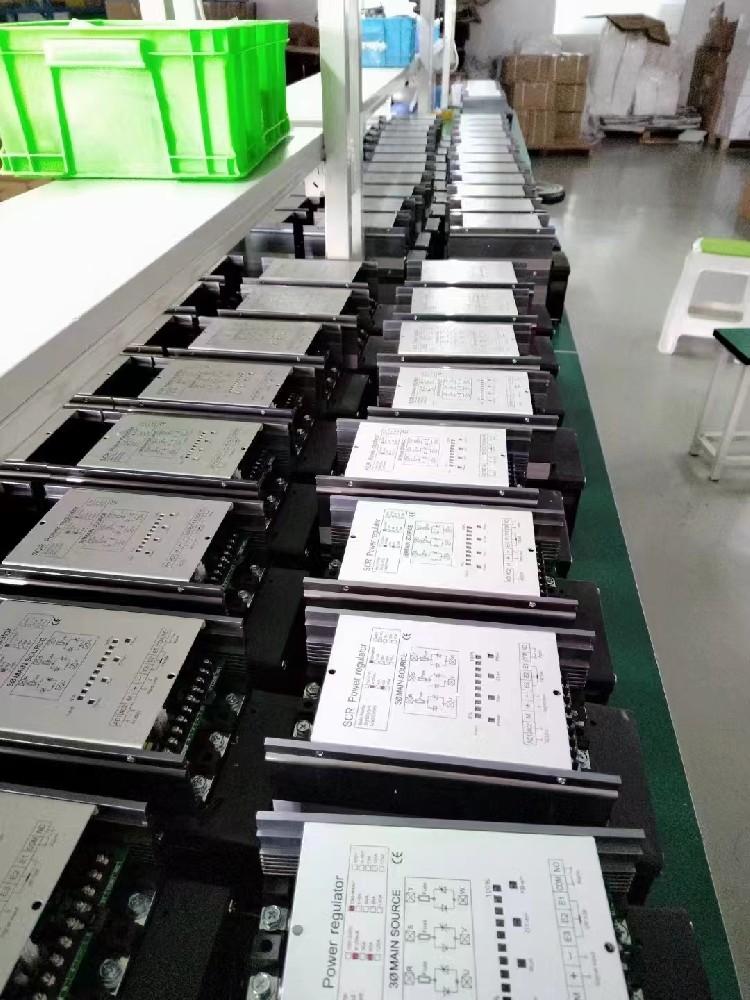 电力调整器对电机调快的优势体此刻哪些方面？