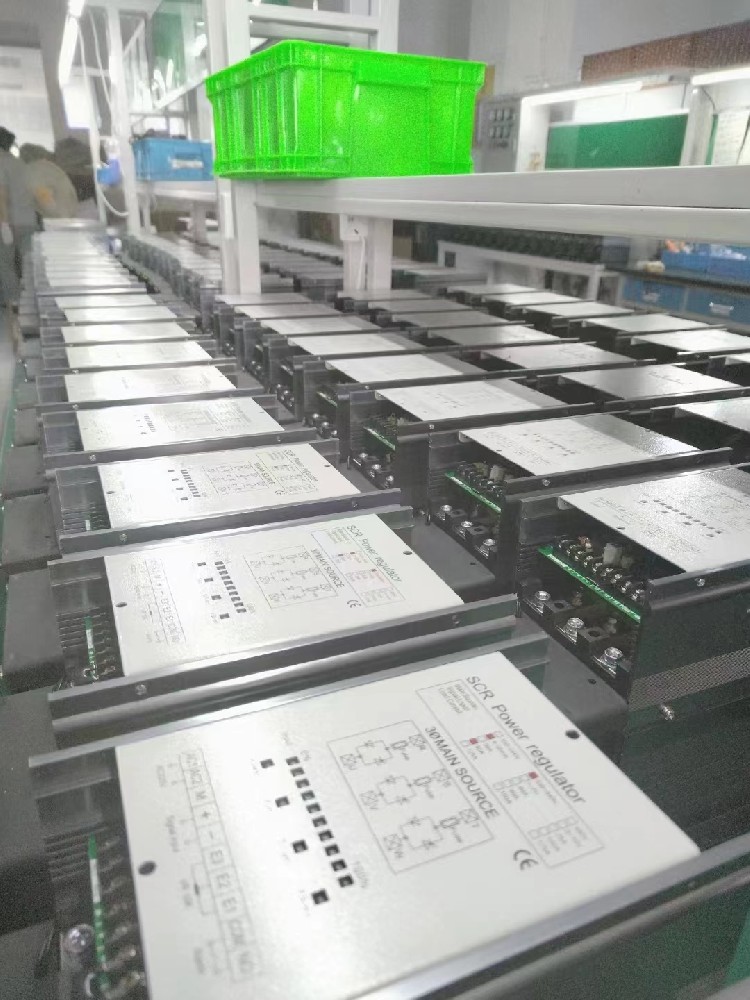 电力调整器若何进行日常守护？守护周期是多久？有哪些易损部件必要定期更换？